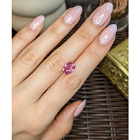 3.02 Ct. Pink Sapphire from Ceylon (Sri Lanka) Life Style