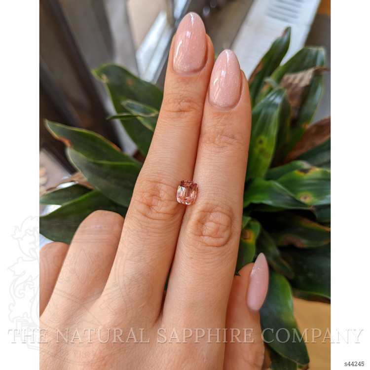1.84 Ct. Padparadscha Sapphire from Ceylon (Sri Lanka)