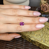 3.02 Ct. Pinkish Purple Sapphire from Ceylon (Sri Lanka) Life Style