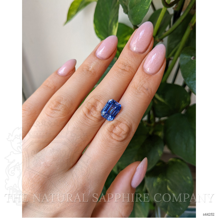 7.58 Ct. Blue Sapphire from Ceylon (Sri Lanka)