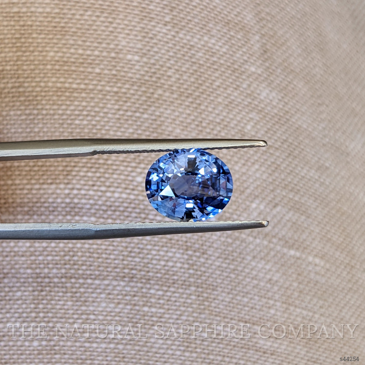 3.04 Ct. Blue Sapphire from Ceylon (Sri Lanka)