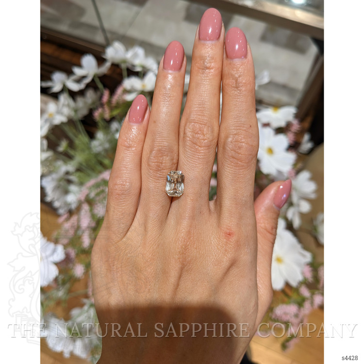 5.39 Ct. Yellow Sapphire from Ceylon (Sri Lanka)