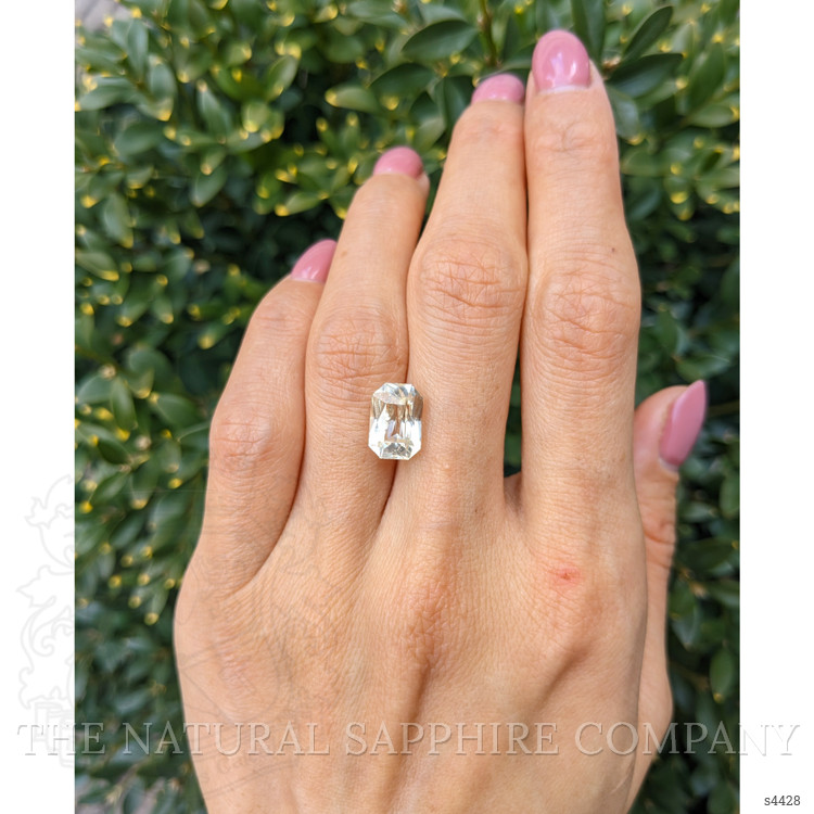 5.39 Ct. Yellow Sapphire from Ceylon (Sri Lanka)