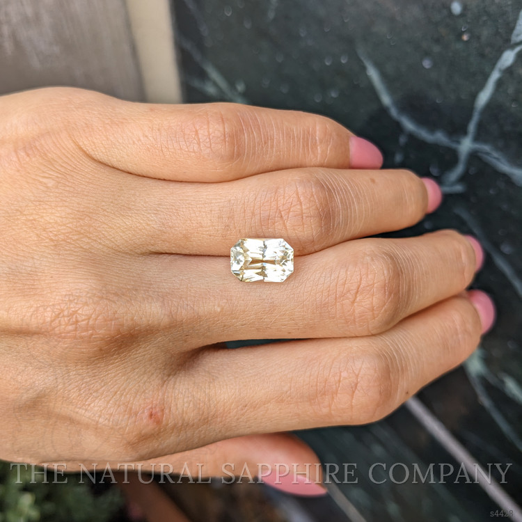 5.39 Ct. Yellow Sapphire from Ceylon (Sri Lanka)