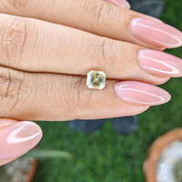 1.00 Ct. Yellow Sapphire from Ceylon (Sri Lanka) Life Style