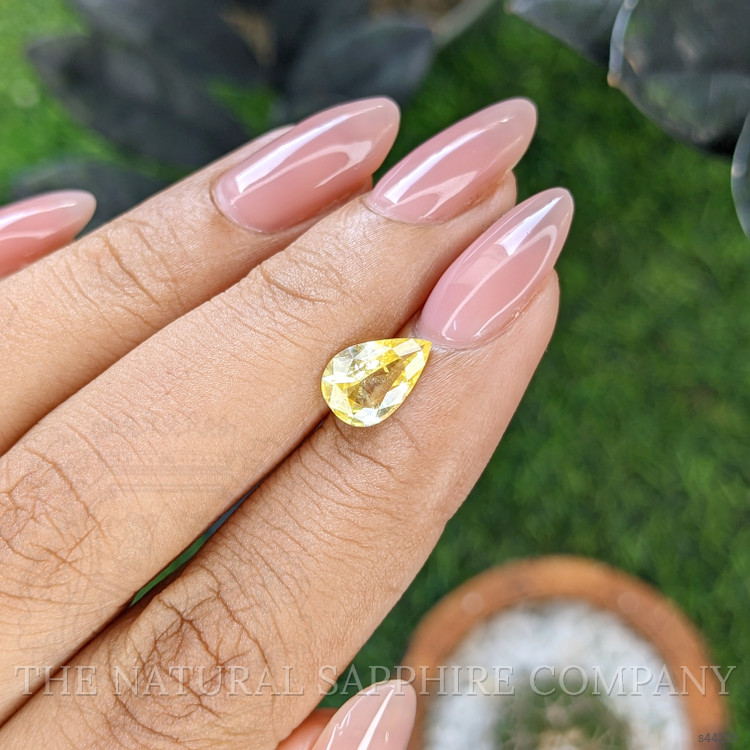 1.39 Ct. Yellow Sapphire from Ceylon (Sri Lanka)