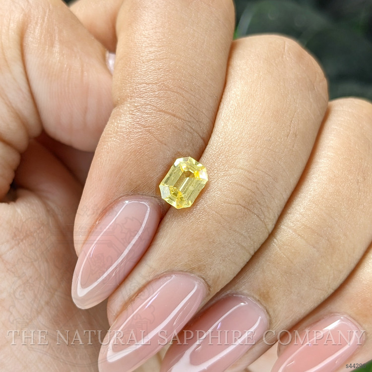 0.87 Ct. Yellow Sapphire from Ceylon (Sri Lanka)
