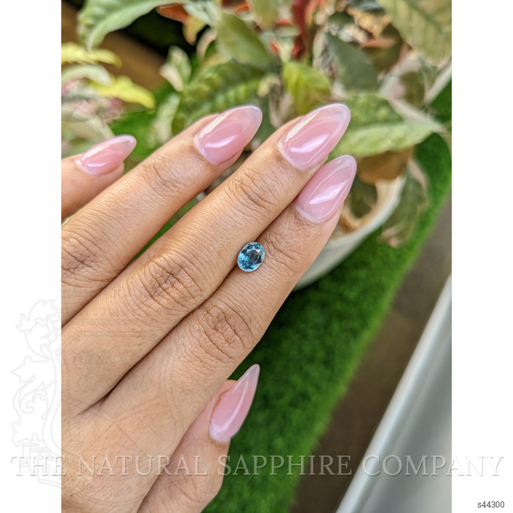 1.05 Ct. Greenish Blue Sapphire from Ceylon (Sri Lanka)