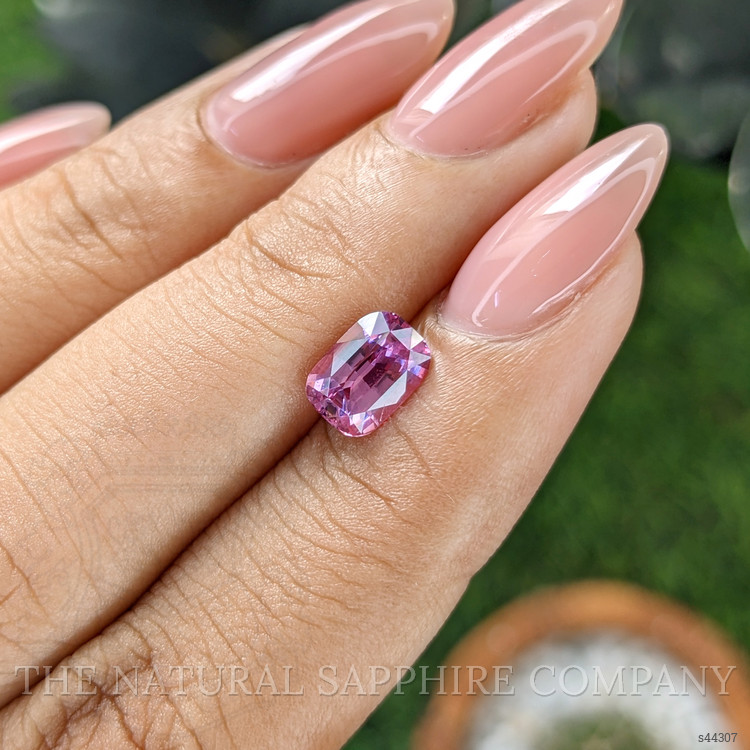 1.54 Ct. Purplish Pink Sapphire from Ceylon (Sri Lanka)