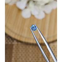 0.43 Ct. Blue Sapphire from Ceylon (Sri Lanka) Life Style