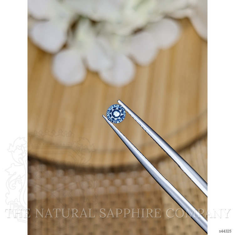 0.38 Ct. Blue Sapphire from Ceylon (Sri Lanka)