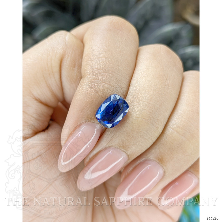 3.02 Ct. Blue Sapphire from Ceylon (Sri Lanka)