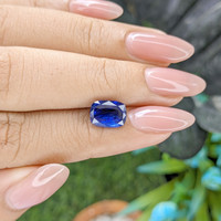 3.02 Ct. Blue Sapphire from Ceylon (Sri Lanka) Life Style