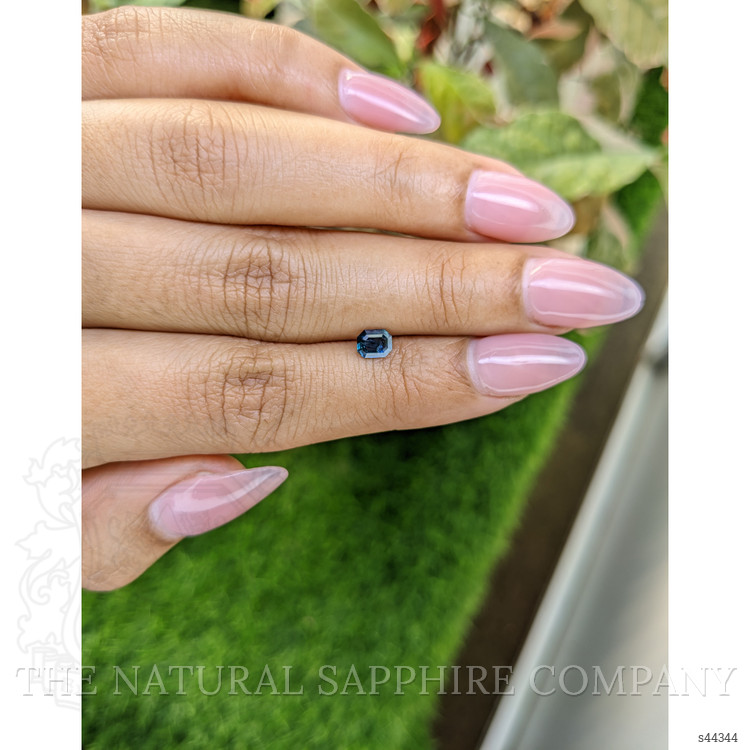 0.46 Ct. Greenish Blue Sapphire from Ceylon (Sri Lanka)