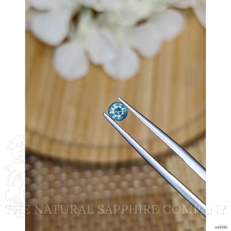 0.49 Ct. Bluish Green Sapphire from Ceylon (Sri Lanka)