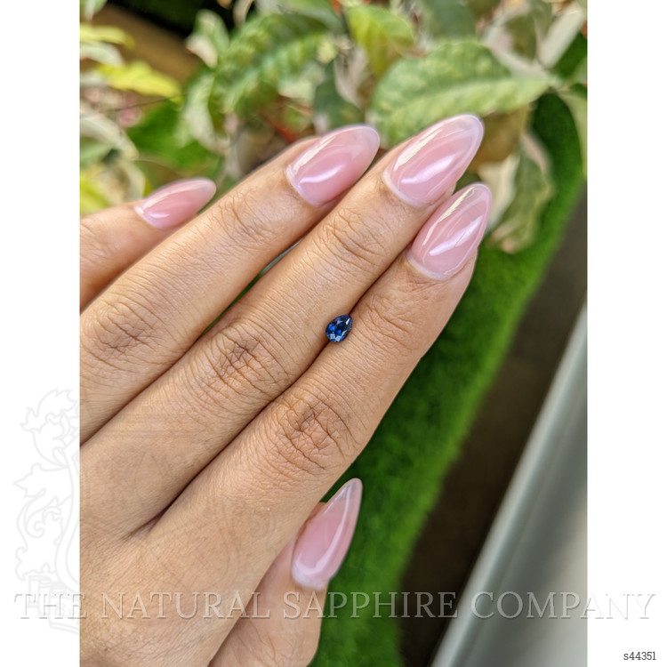 0.49 Ct. Blue Sapphire from Ceylon (Sri Lanka)