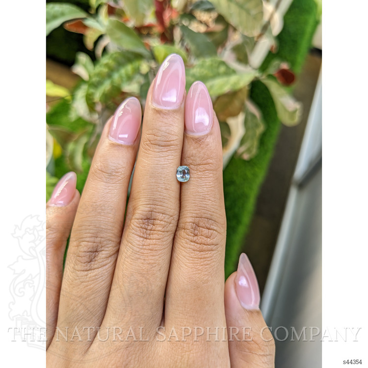 0.49 Ct. Bluish Green Sapphire from Ceylon (Sri Lanka)