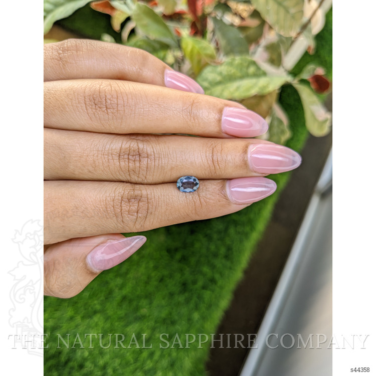 0.91 Ct. Greenish Blue Sapphire from Ceylon (Sri Lanka)