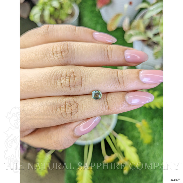 0.85 Ct. Yellowish Green Sapphire from Ceylon (Sri Lanka)