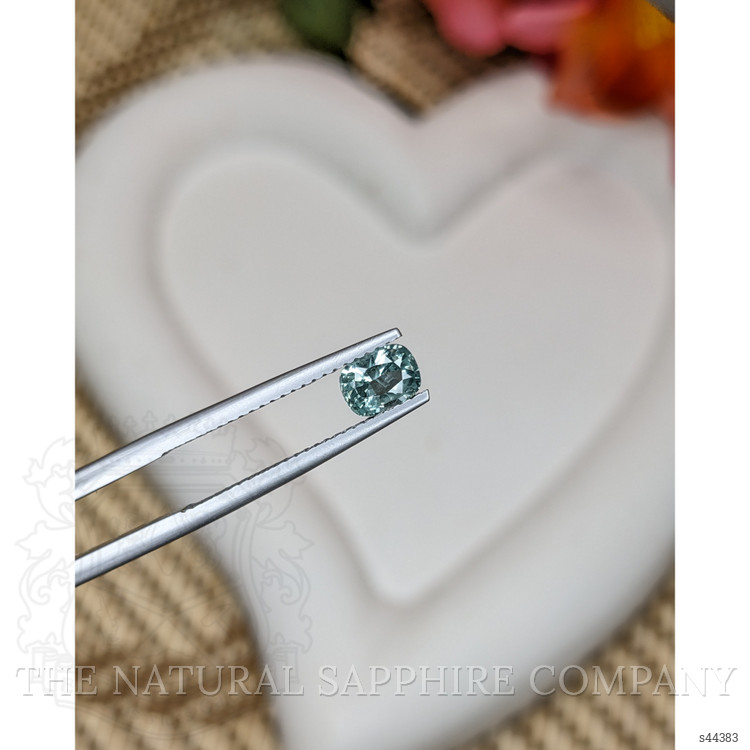 0.87 Ct. Bluish Green Sapphire from Ceylon (Sri Lanka)