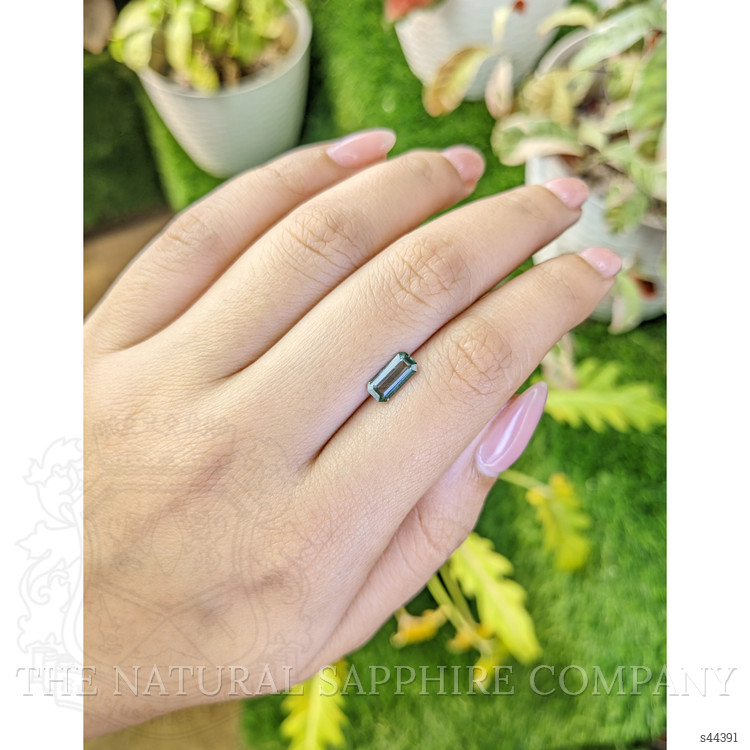 1.06 Ct. Bluish Green Sapphire from Ceylon (Sri Lanka)