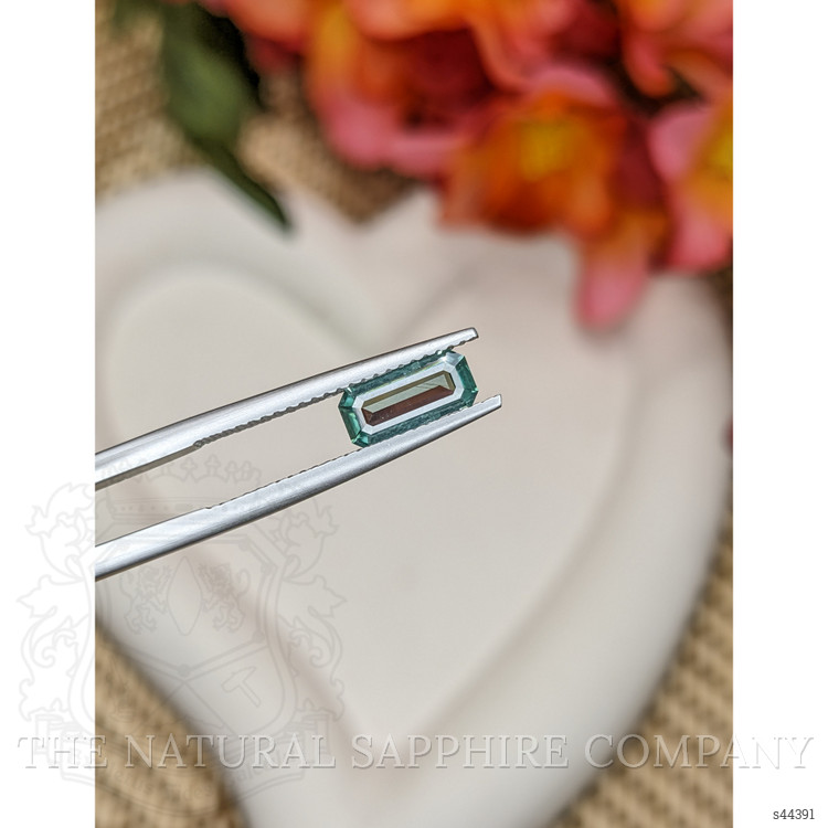 1.06 Ct. Bluish Green Sapphire from Ceylon (Sri Lanka)
