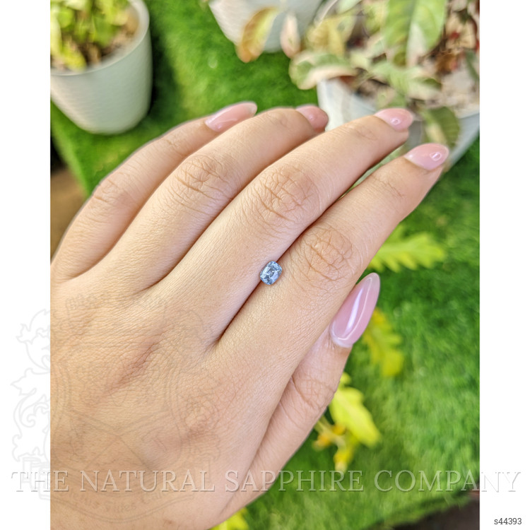 0.48 Ct. Blue Sapphire from Ceylon (Sri Lanka)