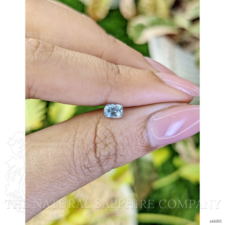 0.48 Ct. Blue Sapphire from Ceylon (Sri Lanka)
