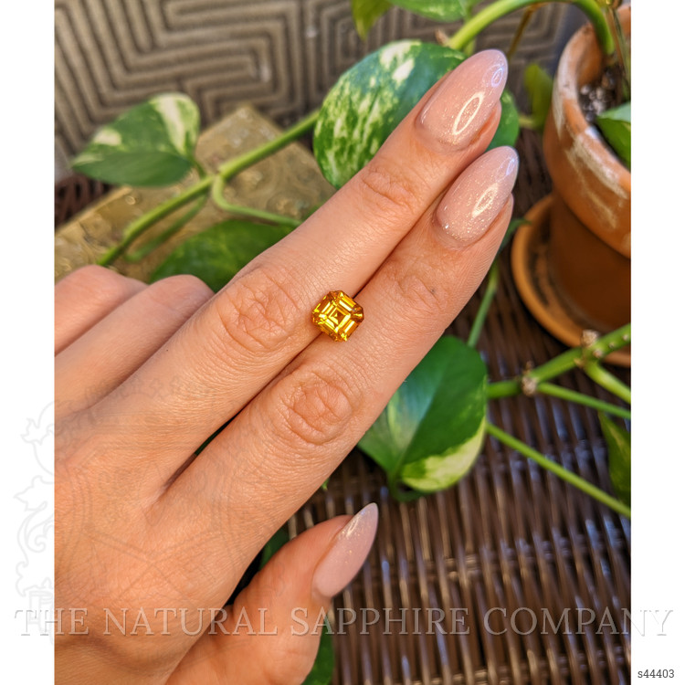 3.05 Ct. Yellowish Orange Sapphire from Ceylon (Sri Lanka)