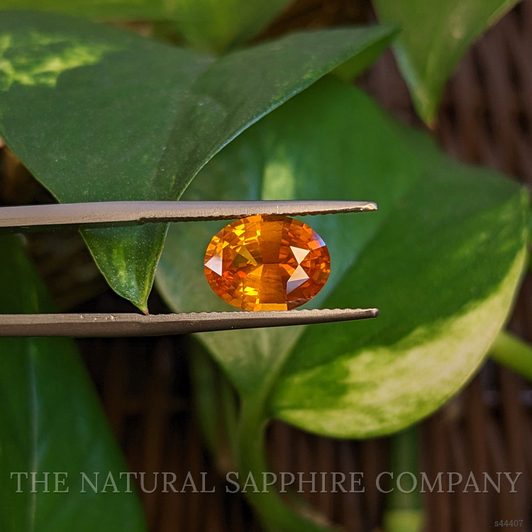 3.07 Ct. Orange Sapphire from Ceylon (Sri Lanka)