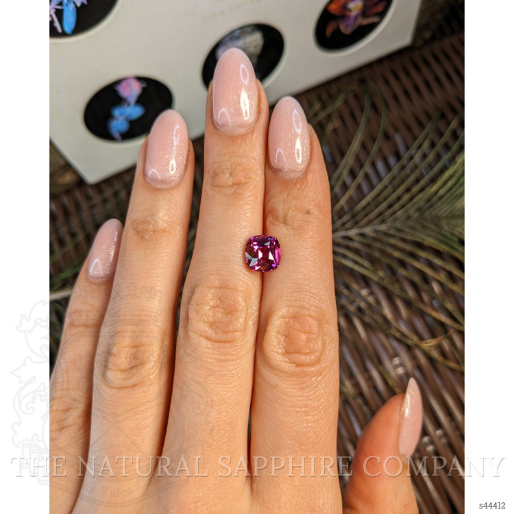 3.22 Ct. Purplish Pink Sapphire from Ceylon (Sri Lanka)