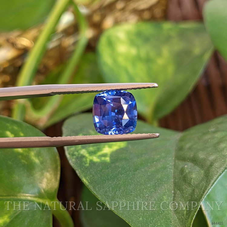 2.87 Ct. Blue Sapphire from Ceylon (Sri Lanka)