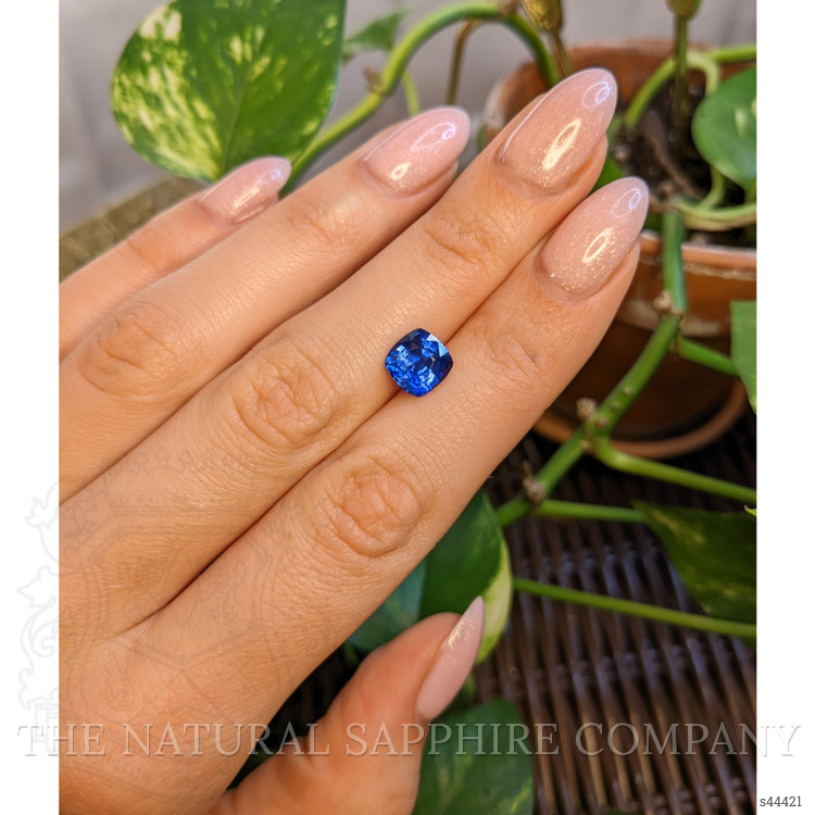 2.87 Ct. Blue Sapphire from Ceylon (Sri Lanka)