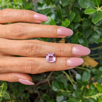 5.07 Ct. Purplish Pink Sapphire from Ceylon (Sri Lanka) Life Style