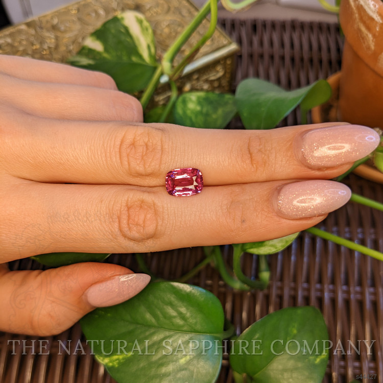 3.01 Ct. Pink Sapphire from Ceylon (Sri Lanka)