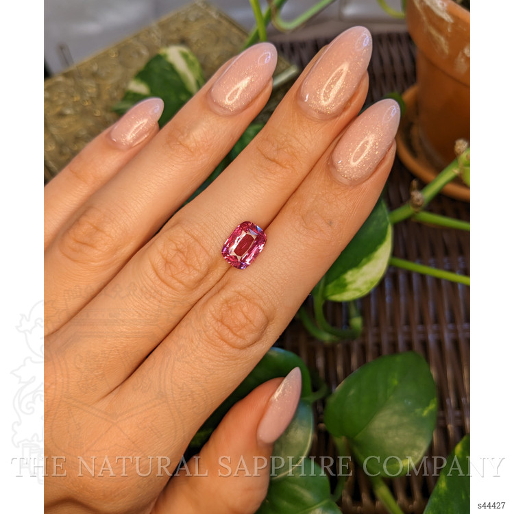3.01 Ct. Pink Sapphire from Ceylon (Sri Lanka)