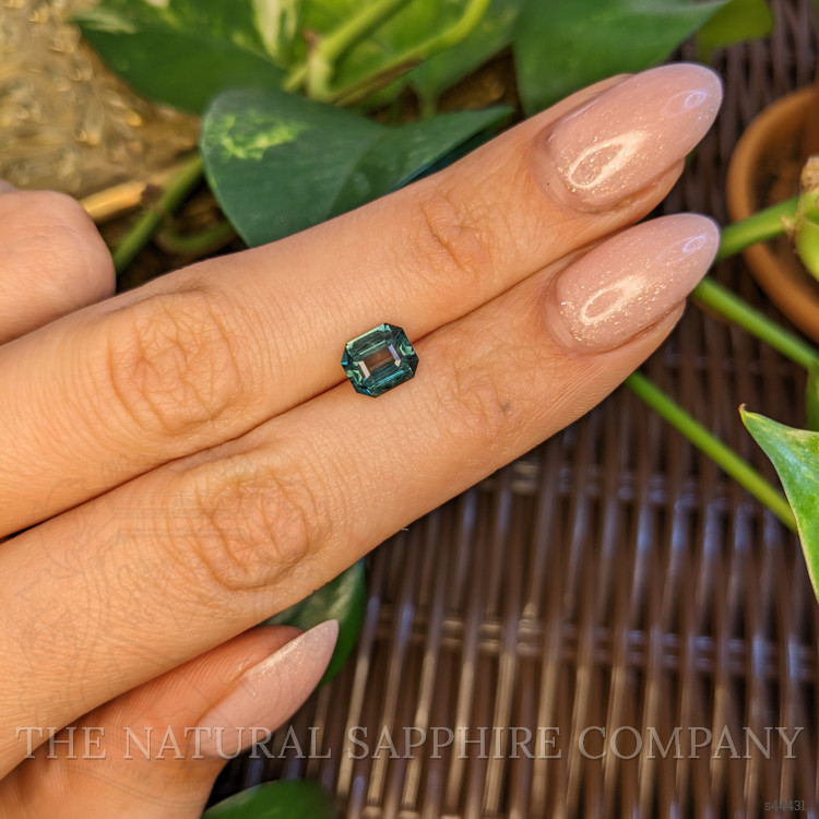 1.77 Ct. Bluish Green Sapphire from Montana