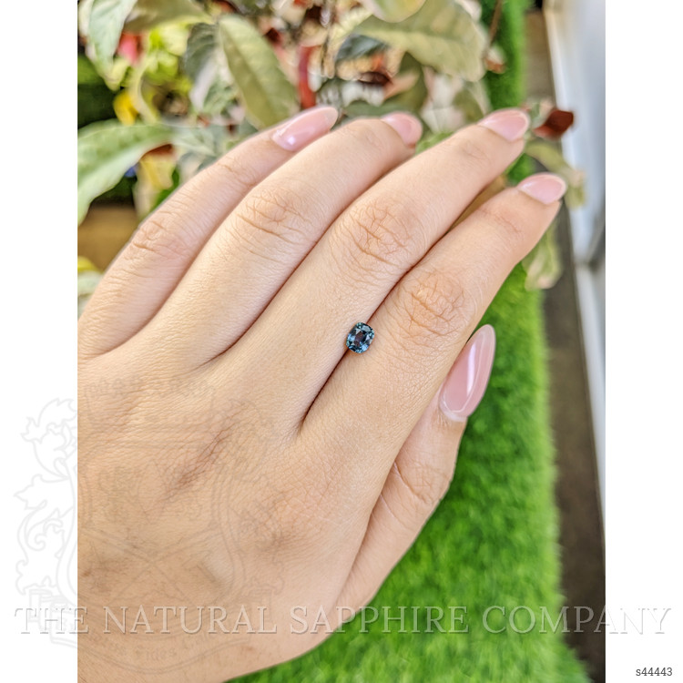 0.57 Ct. Greenish Blue Sapphire from Ceylon (Sri Lanka)