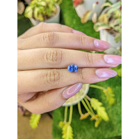 2.00 Ct. Blue Sapphire from Ceylon (Sri Lanka) Life Style