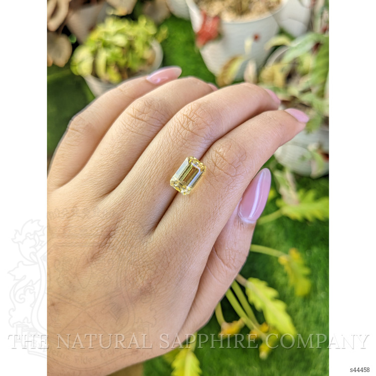 5.60 Ct. Yellow Sapphire from Ceylon (Sri Lanka)