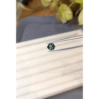 1.71 Ct. Green Sapphire from Ceylon (Sri Lanka) Life Style