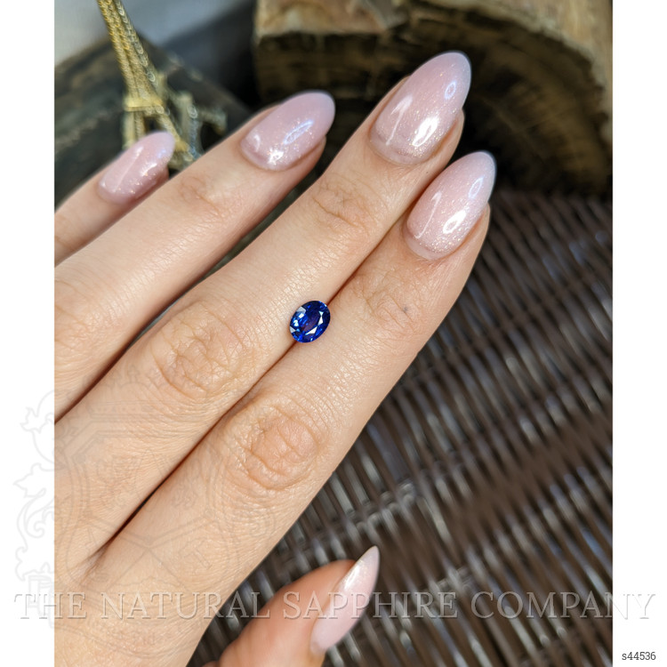 1.09 Ct. Blue Sapphire from Ceylon (Sri Lanka)