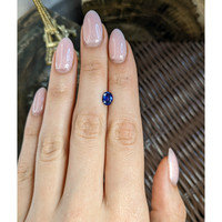 1.09 Ct. Blue Sapphire from Ceylon (Sri Lanka) Life Style