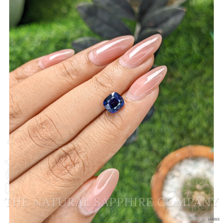 2.35 Ct. Purplish Blue Sapphire from Ceylon (Sri Lanka)