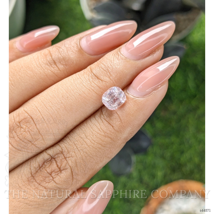 2.05 Ct. Pink Sapphire from Ceylon (Sri Lanka)