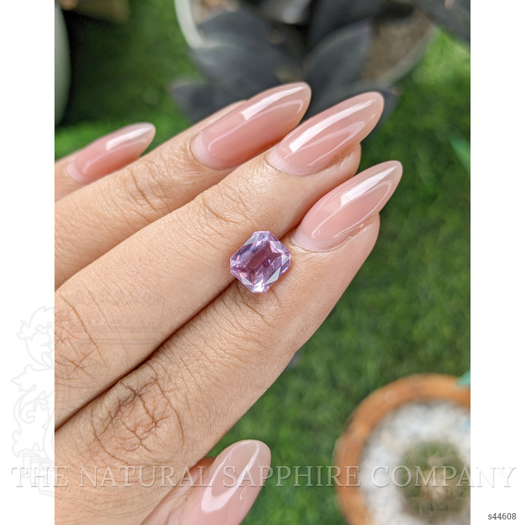 2.05 Ct. Purplish Pink Sapphire from Ceylon (Sri Lanka)