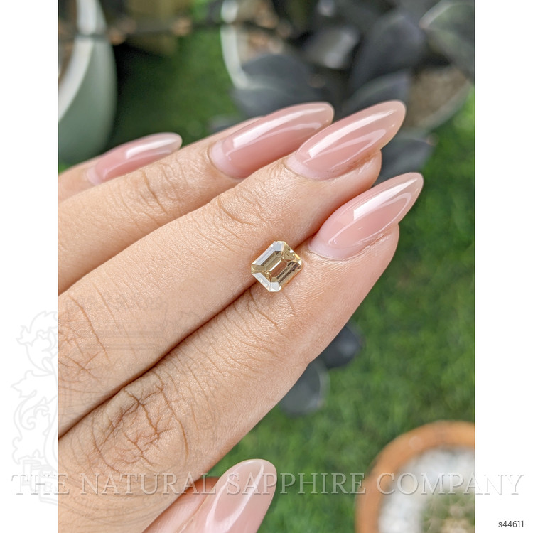 1.09 Ct. Peach Sapphire from Ceylon (Sri Lanka)