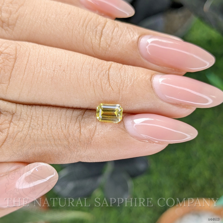 1.04 Ct. Yellow Sapphire from Ceylon (Sri Lanka)
