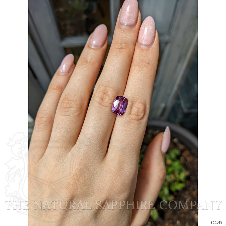 5.06 Ct. Purplish Pink Sapphire from Ceylon (Sri Lanka)
