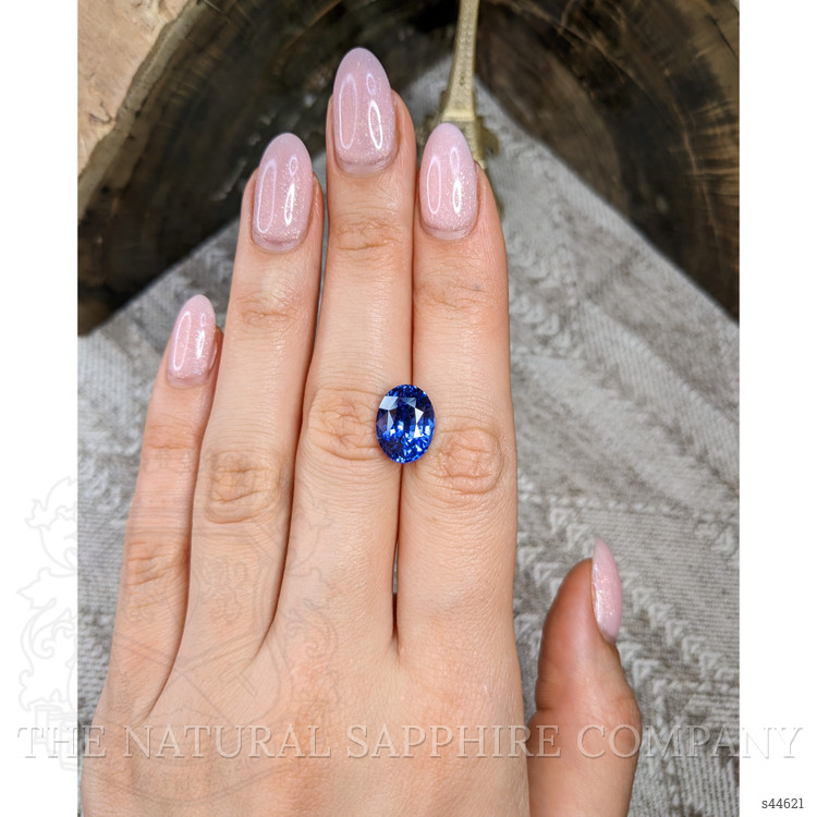 7.57 Ct. Blue Sapphire from Ceylon (Sri Lanka)